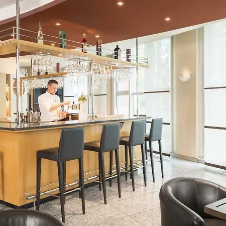 Nh Neustadt Отель 4*