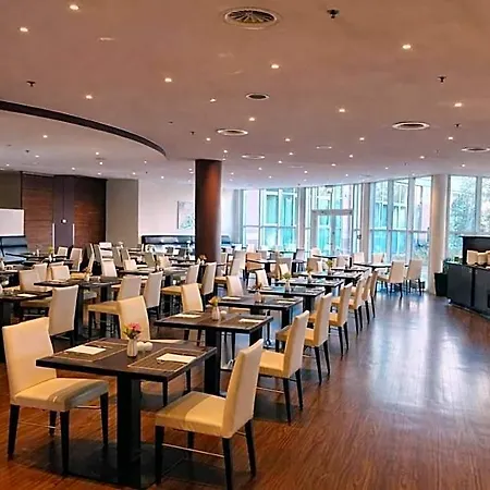 Neustadt 4* 德累斯顿