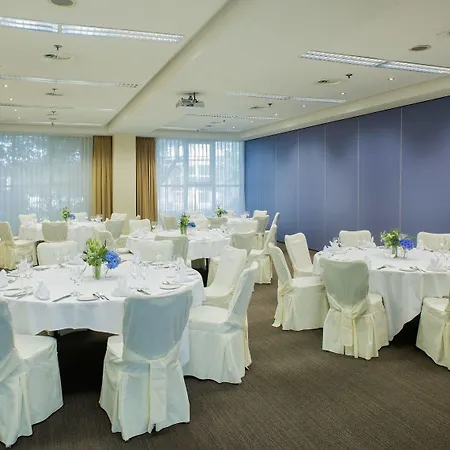 Hotel Dresden Neustadt Hotel 4*