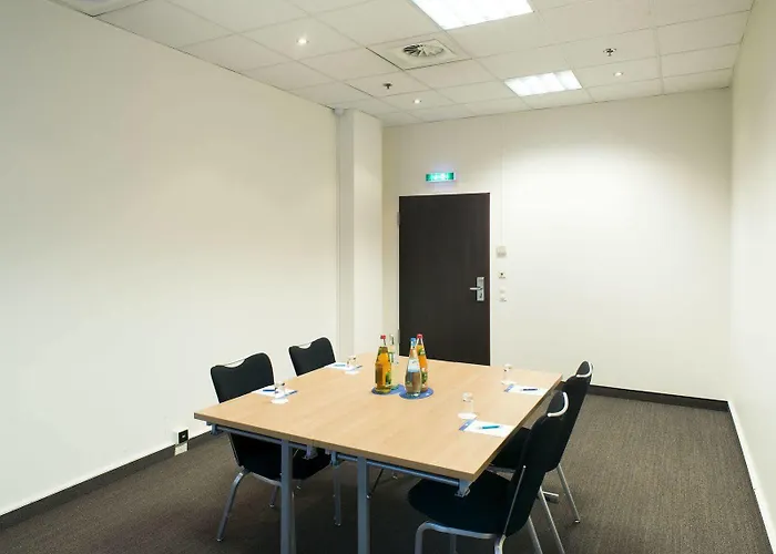 Ξενοδοχείο Hotel Dresden Neustadt 4*