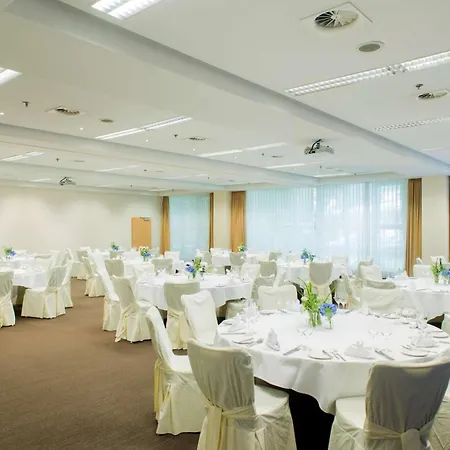 Nh Neustadt 4* Dresden